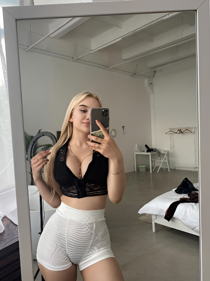 Виктория привлекальеная девушка из Советская гавань цена от 4000 руб