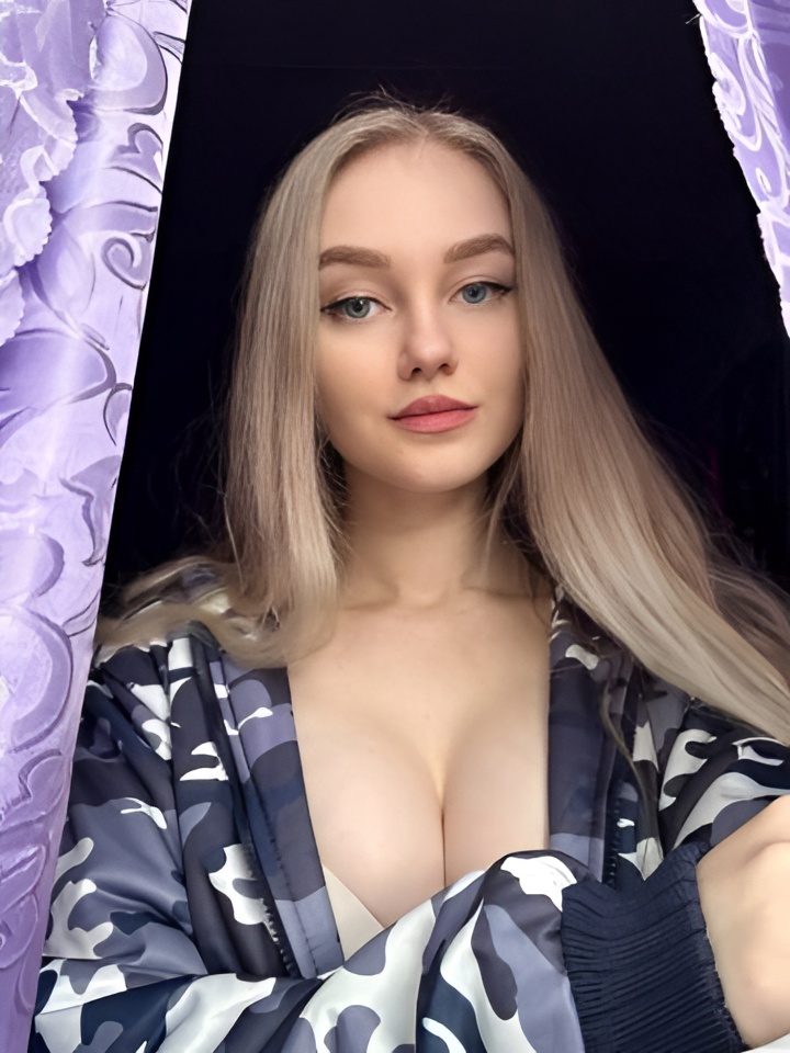 Ярослава привлекальеная девушка из Советская гавань цена от 3000 руб