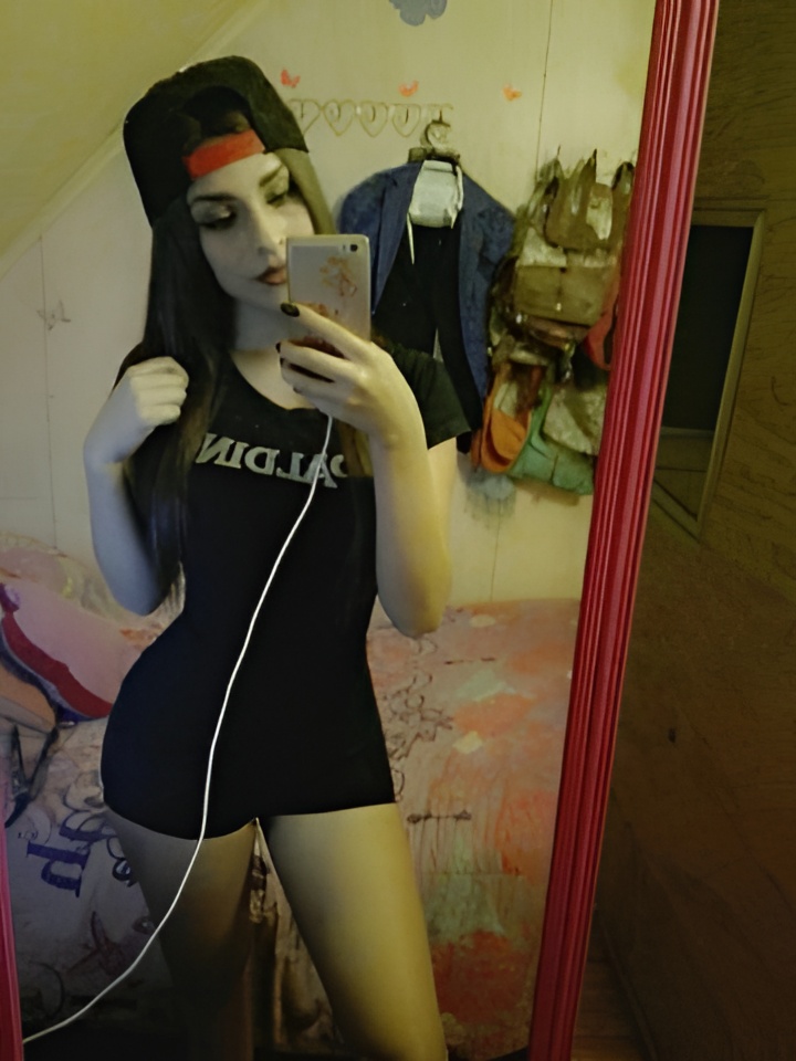 Юхима привлекательная девушка из Советская гавань цена от 2000 руб