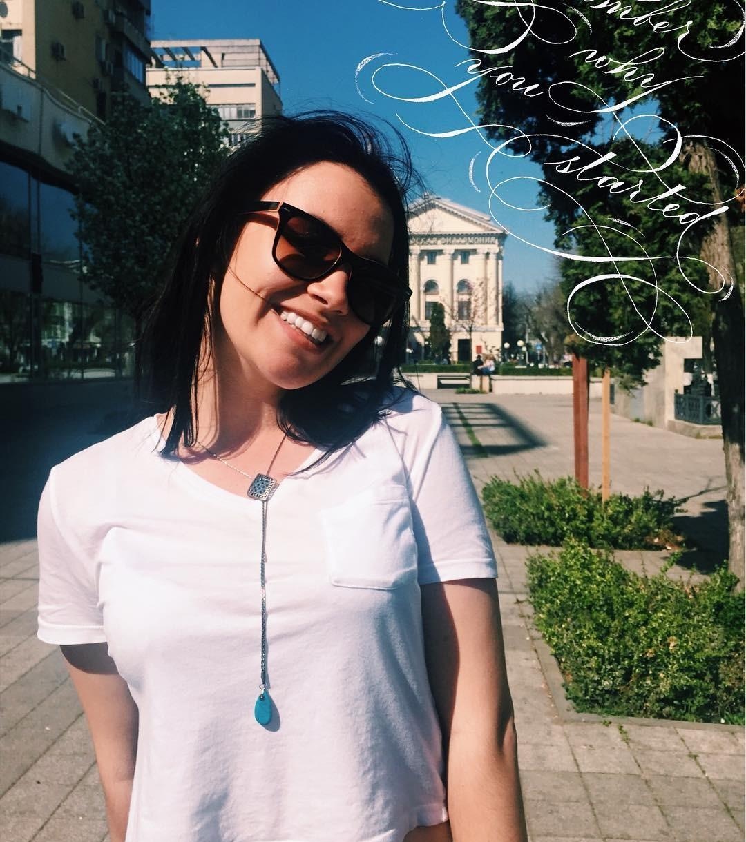 Надя привлекальеная девушка из Советская гавань цена от 3000 руб