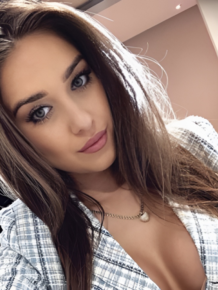 Индивидуалка София, доступна для личного знакомства от 3000 руб