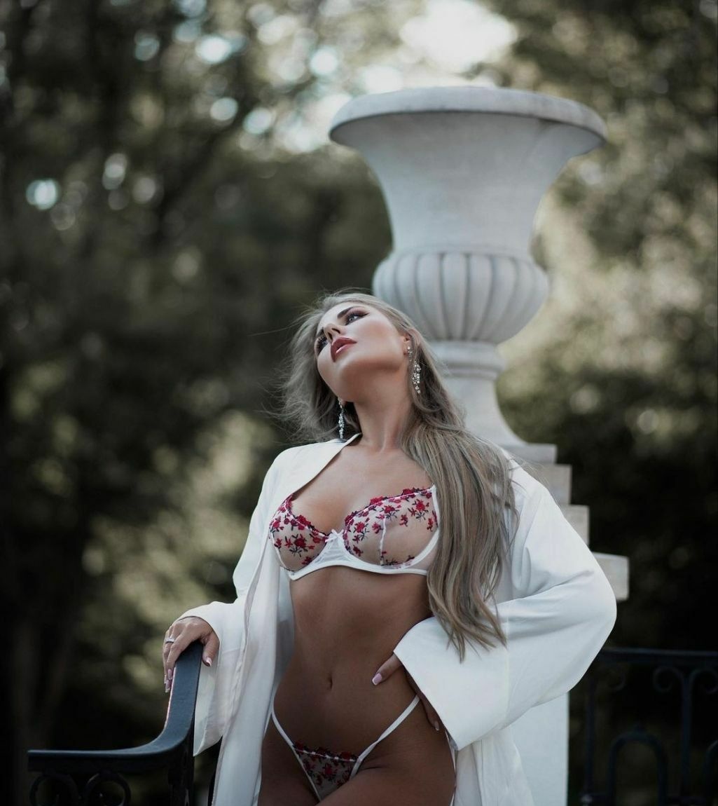 Индивидуалка Влада, доступна для личного знакомства от 3000 руб