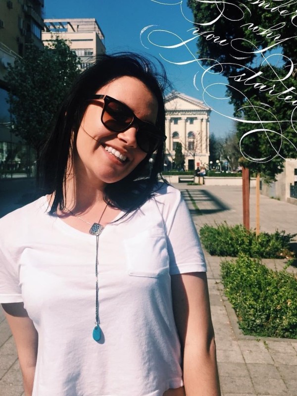 Надя привлекательная девушка из Советская гавань цена от 3000 руб